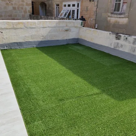 Romantic Townhouse In The Three Cities Cospicua